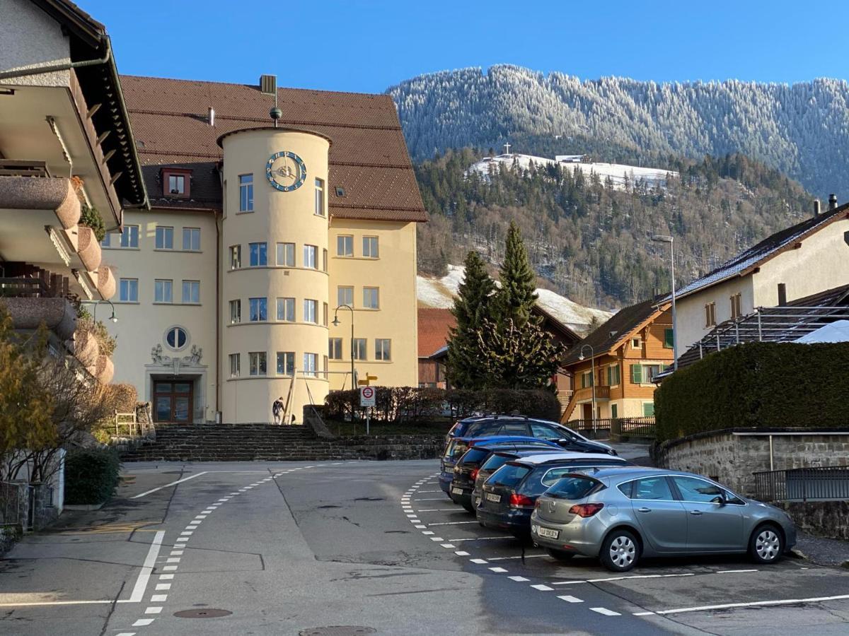 Hotel Adler Schupfheim Екстериор снимка